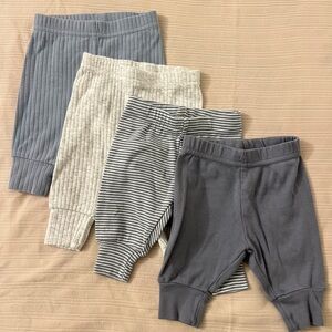 Lot of 4 Newborn Pants - Carter’s